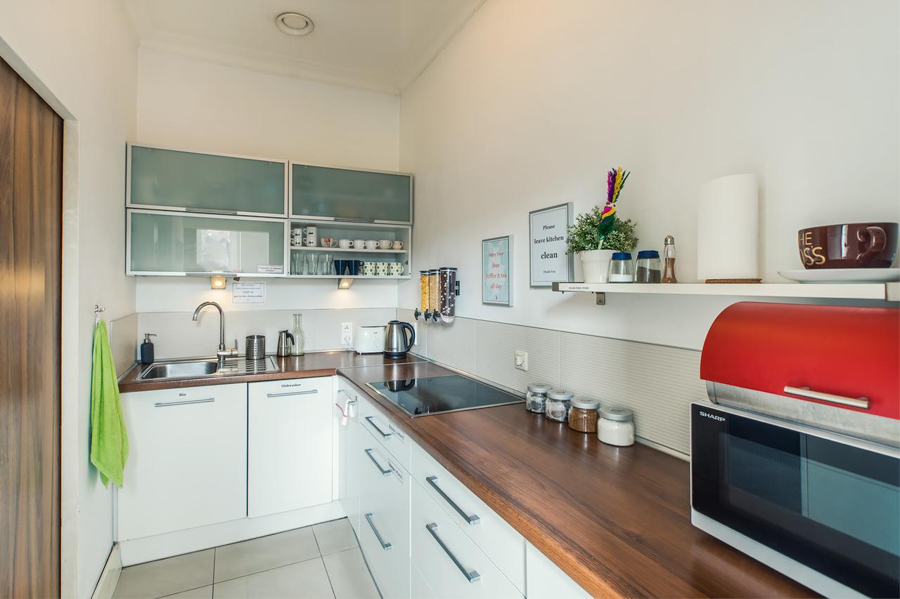 Midtown Hostel Гданск Екстериор снимка