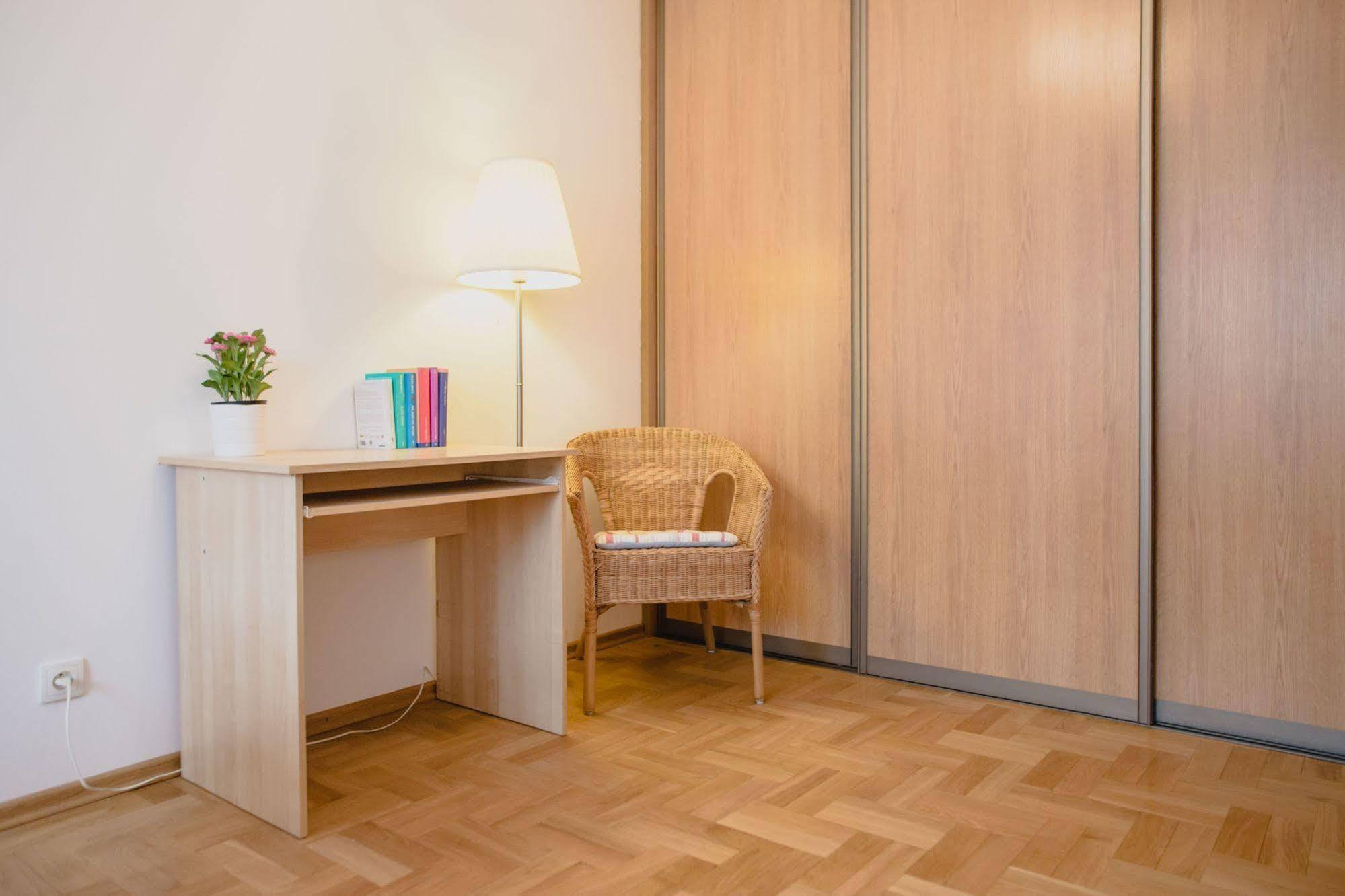 Midtown Hostel Гданск Екстериор снимка