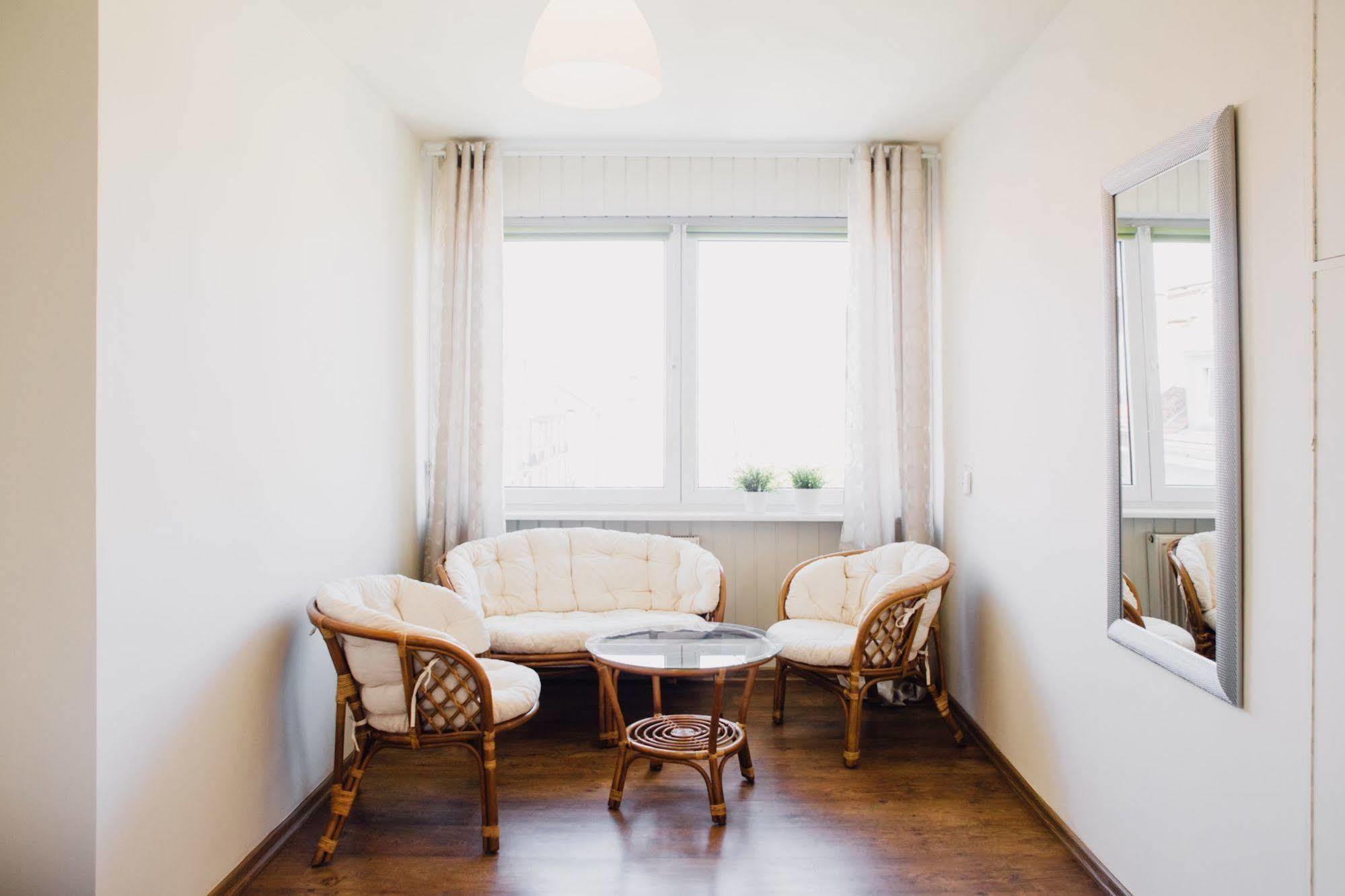 Midtown Hostel Гданск Екстериор снимка
