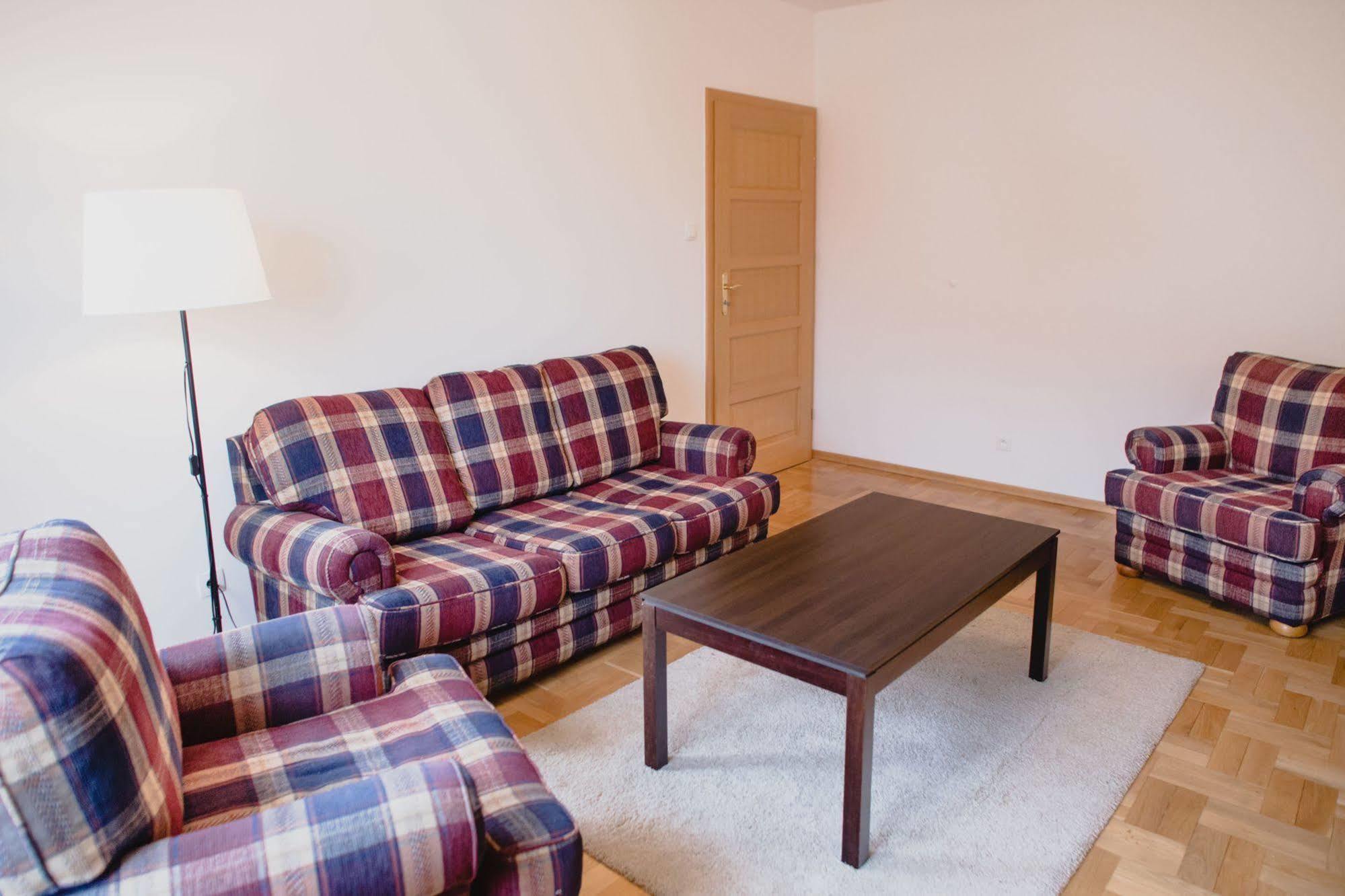 Midtown Hostel Гданск Екстериор снимка